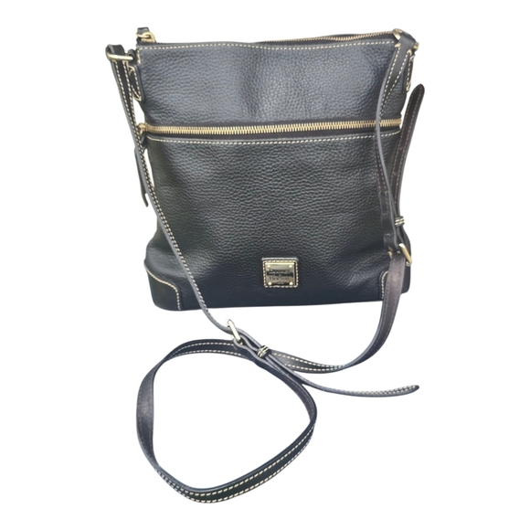 Dooney & Bourke Black Pebble Grain Crossbody Shoulder Bag Black Pockets - Picture 1 of 16